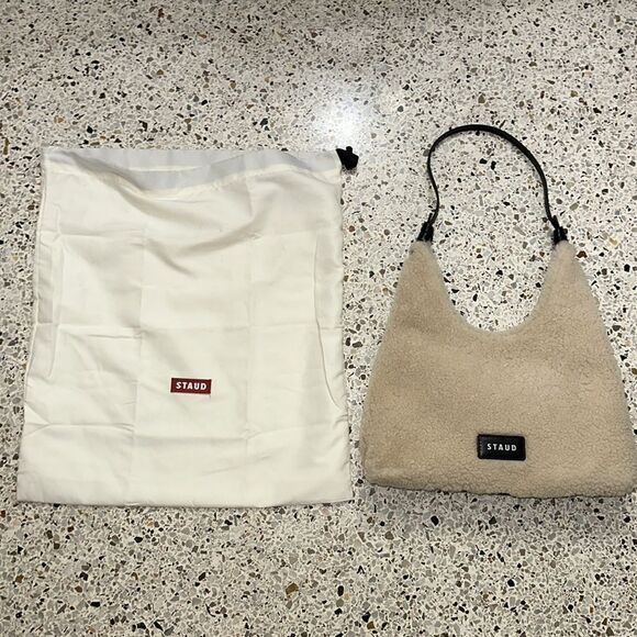 Staud ivory shearling Sherpa shoulder bag purse with dust bag - Picture 3 of 7